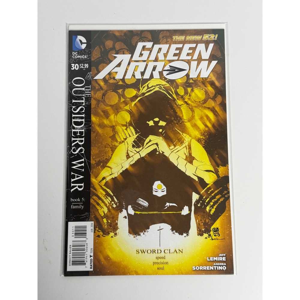 DC Comics Green Arrow 30 The New 52‎ The Outsiders War Book 5 Lemire Sorrentino